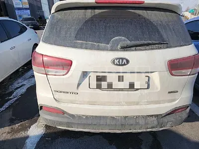 Photo 1 of 10: 2014 Kia Sorento 2.0 — Korean insurance auction