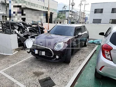 Photo 1 of 13: 2018 MINI Cooper Clubman, VIN WMWLN5100J2H74491 — Korean insurance auction