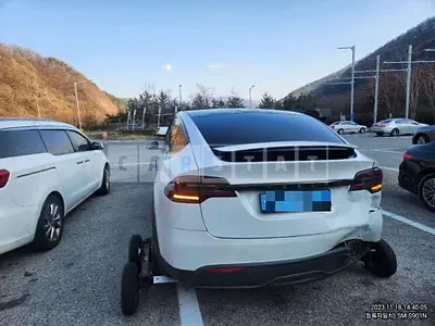 Photo 1 of 11: 2023 Tesla Model X AWD, VIN 7SAXCDE53PF408220 — Korean insurance auction