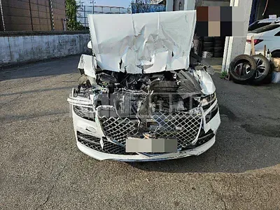 Photo 1 of 36: 2021 Genesis G80 2.5T, VIN KMTGB41CBMU081860 — Korean insurance auction