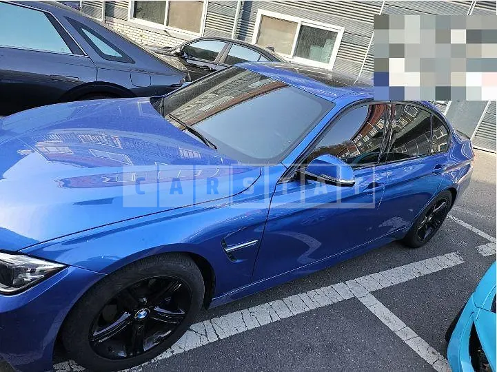 Photo 2 of 5: 2017 BMW 320i, VIN WBA8A9106HK883845 — Korean insurance auction