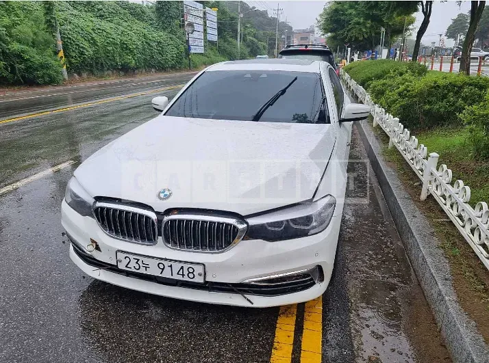 Photo 2 of 15: 2019 BMW 520i Luxury, VIN WBAJK7107KGL29288 — Korean insurance auction