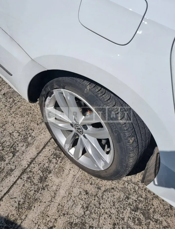Photo 2 of 16: 2018 Volkswagen Passat 2.0 TSI, VIN 1VWZZZA3ZJC048083 — Korean insurance auction
