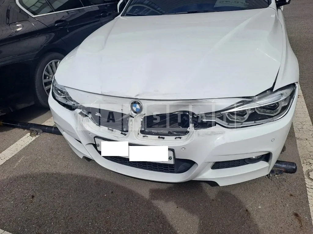 Photo 2 of 37: 2017 BMW 320d, VIN WBA8C5106HA069350 — Korean insurance auction