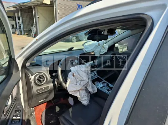 Photo 2 of 9: 2021 Hyundai Kona Electric — Korean insurance auction