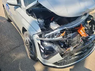 Photo 1 of 44: 2025 Hyundai Kona, VIN KMHHC816FSU023318 — Korean insurance auction