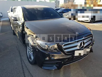 Photo 1 of 17: 2018 Mercedes-Benz E300, VIN WDDZF4JB1KA502435 — Korean insurance auction
