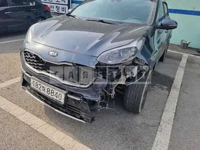 Photo 1 of 6: 2020 Kia Sportage — Korean insurance auction