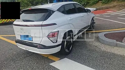 Photo 1 of 24: 2025 Hyundai Kona SX2 — Korean insurance auction