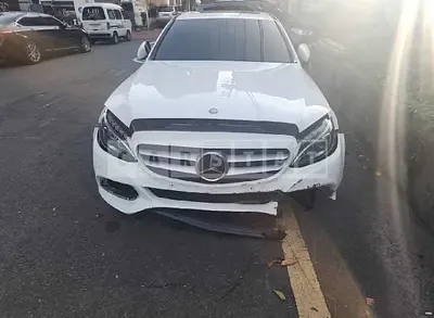 Photo 1 of 36: 2016 Mercedes-Benz C 200d, VIN WDDWF3HB9GF220413 — Korean insurance auction