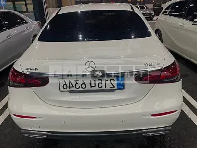 Photo 1 of 9: 2022 Mercedes-Benz E250, VIN W1KZF4FB7NB030085 — Korean insurance auction