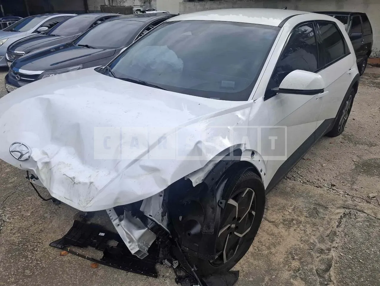 Photo 2 of 12: 2021 Hyundai IONIQ 5, VIN KMHKN81AFNU032184 — Korean insurance auction