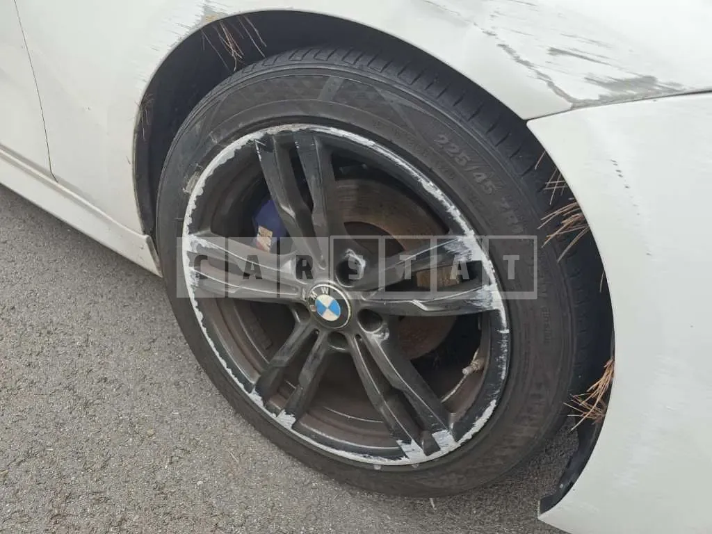 Photo 2 of 13: 2017 BMW 320d — Korean insurance auction