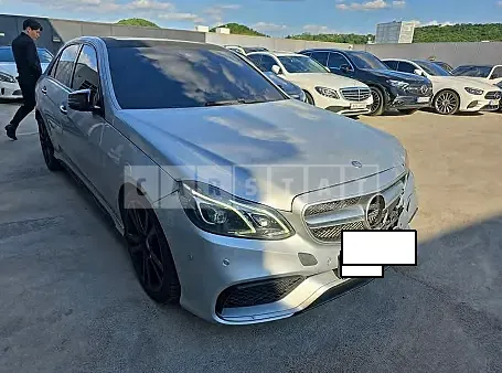 Photo 2 of 28: 2016 Mercedes-Benz E220 BlueTec — Korean insurance auction