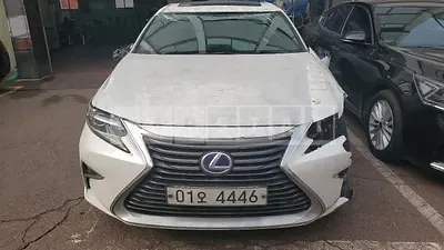 Photo 1 of 14: 2018 Lexus ES300h, VIN JTHBW1GG7J2176466 — Korean insurance auction