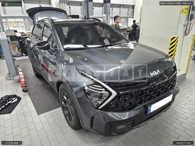 Photo 1 of 12: 2023 Kia Sportage Hybrid, VIN KNAPX81GBRK115623 — Korean insurance auction
