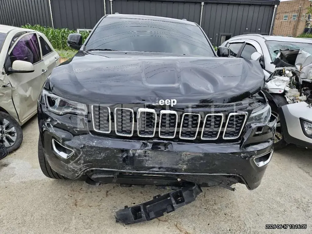 Photo 2 of 24: 2018 Jeep Zipgrand Cherokee — Korean insurance auction