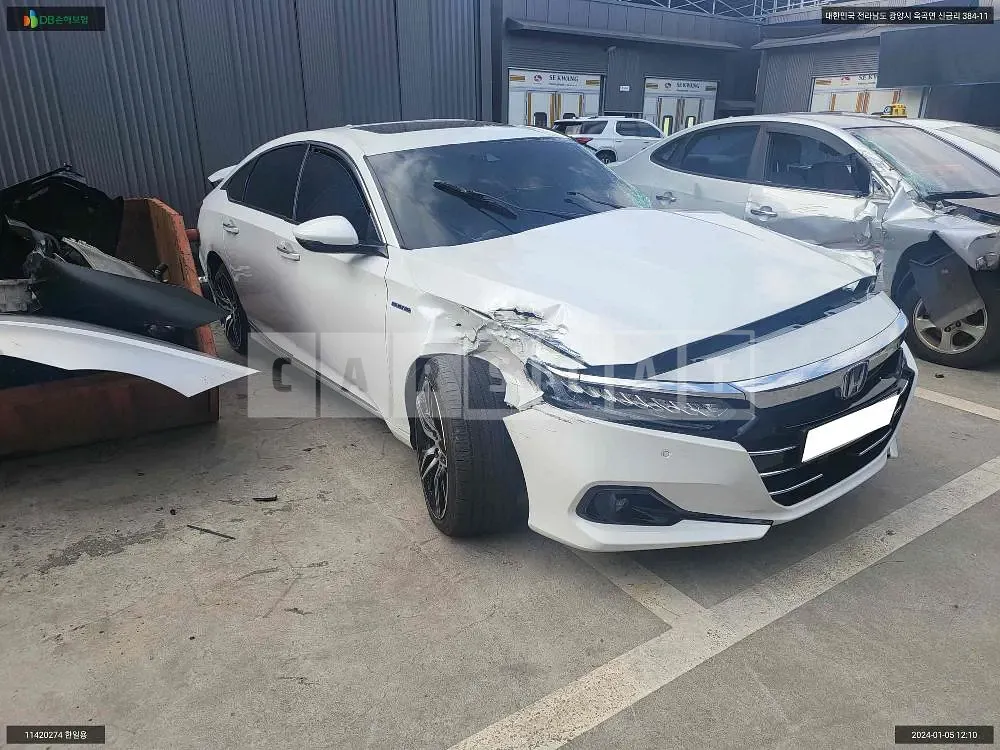 Photo 2 of 35: 2021 Honda Accord Hybrid, VIN 1HGCV3690MA511200 — Korean insurance auction