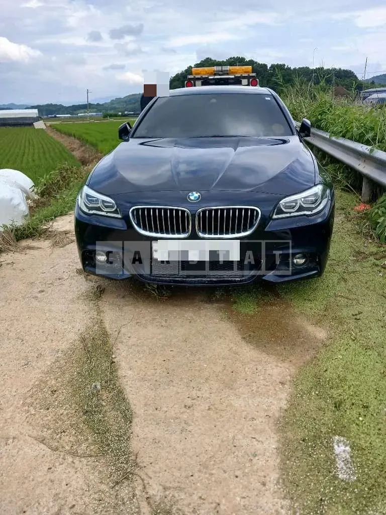 Photo 2 of 5: 2016 BMW 520d — Korean insurance auction