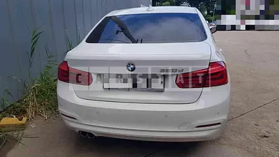 Photo 1 of 8: 2017 BMW 320d, VIN WBA8C5104JA075329 — Korean insurance auction