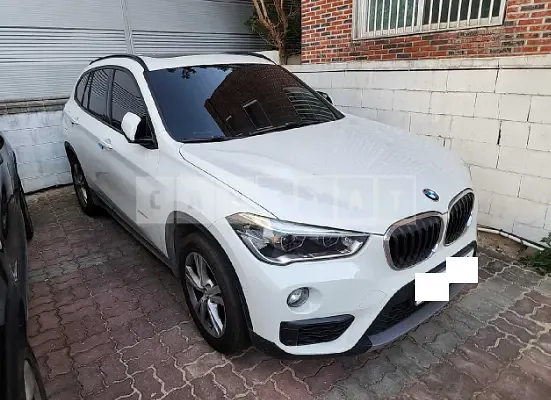 Photo 2 of 16: 2016 BMW X1 xDrive 18d, VIN WBAHT9103G5F16038 — Korean insurance auction