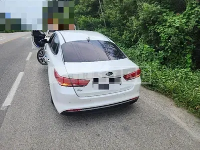 Photo 1 of 16: 2016 Kia K5 2.0 — Korean insurance auction