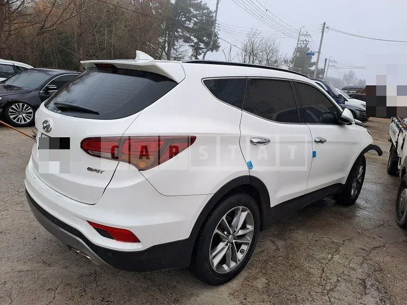 Photo 2 of 36: 2016 Hyundai Santa Fe DM 2.0, VIN KMHSW81UBHU702820 — Korean insurance auction