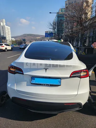 Photo 1 of 10: 2023 Tesla Model Y RWD, VIN LRWYGCFS0PC075506 — Korean insurance auction