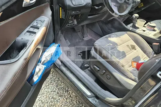 Photo 2 of 15: 2017 Kia Sorento — Korean insurance auction