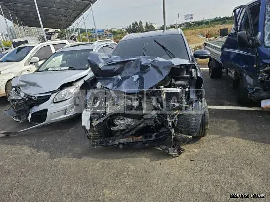 Photo 2 of 8: 2019 Hyundai Tucson, VIN KMHJ381ABKU963047 — Korean insurance auction