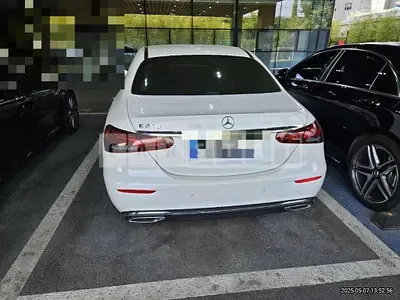 Photo 1 of 15: 2020 Mercedes-Benz E250 — Korean insurance auction