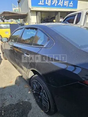 Photo 2 of 16: 2025 BMW 530e, VIN WBA71FJ02SCU62412 — Korean insurance auction