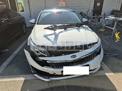 Photo 1 of 22: 2022 Kia K5, VIN KNAGU416BNA406742 — Korean insurance auction