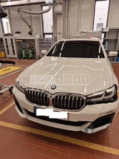 Photo 1 of 50: 2022 BMW 520i — Korean insurance auction