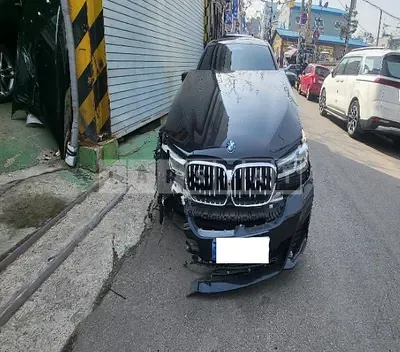 Photo 1 of 50: 2021 BMW 530i, VIN WBA71BH00MWX14531 — Korean insurance auction