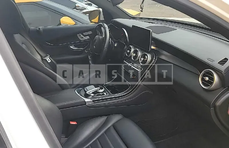 Photo 2 of 33: 2016 Mercedes-Benz GLC220d 4Matic, VIN WDC0G0FB7GF052845 — Korean insurance auction