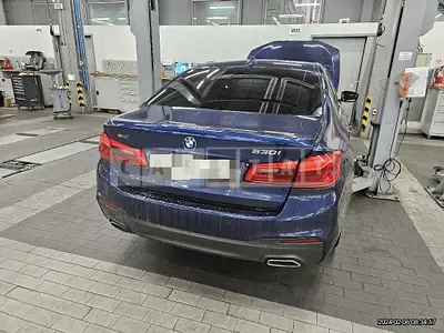 Photo 1 of 34: 2019 BMW 530i xDrive M Sport, VIN WBAJD9102KB278446 — Korean insurance auction
