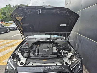 Photo 1 of 1: 2023 Mercedes-Benz E250 Avantgarde, VIN W1KZF4FB0PB182129 — Korean insurance auction