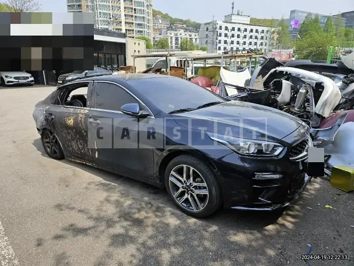 Photo 2 of 7: 2019 Kia K3 1.6 — Korean insurance auction