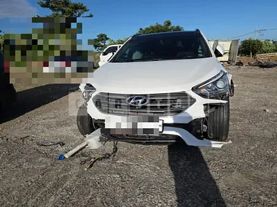 Photo 1 of 16: 2015 Hyundai Santa Fe DM — Korean insurance auction