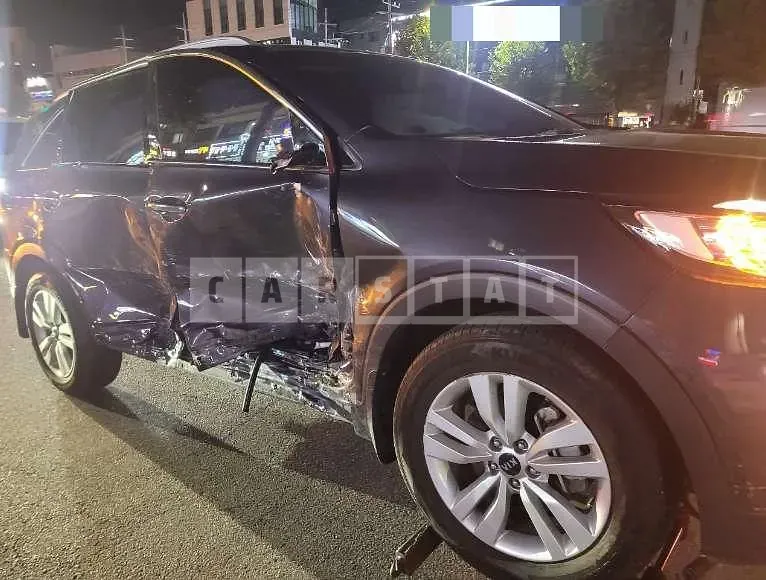 Photo 2 of 14: 2017 Kia Sorento — Korean insurance auction