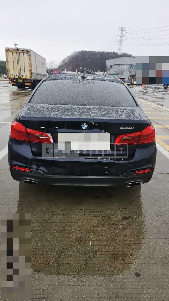 Photo 2 of 27: 2019 BMW 530i M Sport Package Plus — Korean insurance auction