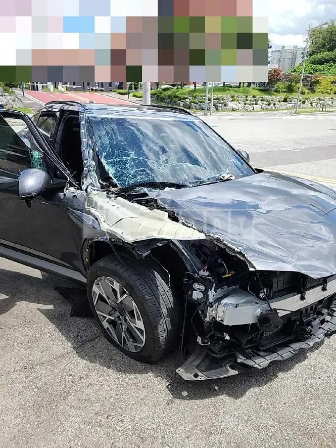 Photo 2 of 28: 2022 Genesis GV60 Electric — Korean insurance auction