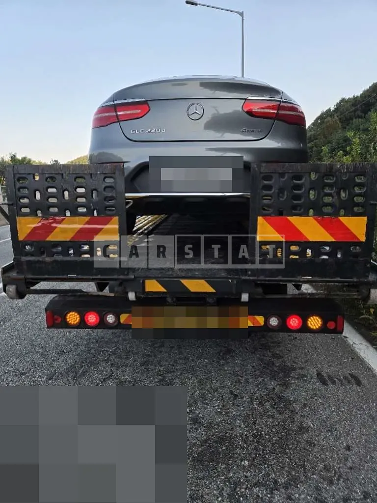 Photo 2 of 25: 2018 Mercedes-Benz GLC220 d 4Matic Coupe — Korean insurance auction
