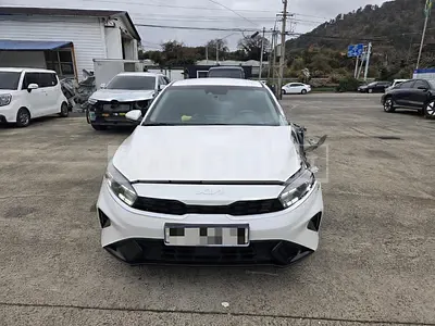 Photo 1 of 8: 2022 Kia Kz — Korean insurance auction