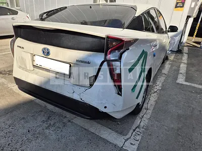 2018 TOYOTA PRIUS