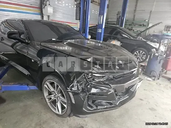 Photo 2 of 26: 2021 Chevrolet Camaro, VIN 1G1F91R74M0133851 — Korean insurance auction