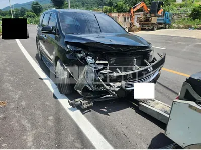 Photo 1 of 10: 2015 Kia Carnival, VIN KNAMC81ABFS060839 — Korean insurance auction
