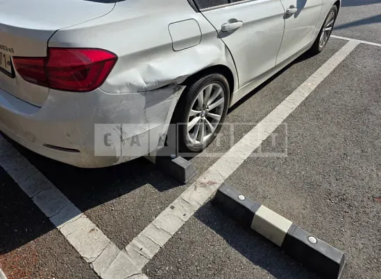 Photo 2 of 6: 2018 BMW 320d — Korean insurance auction