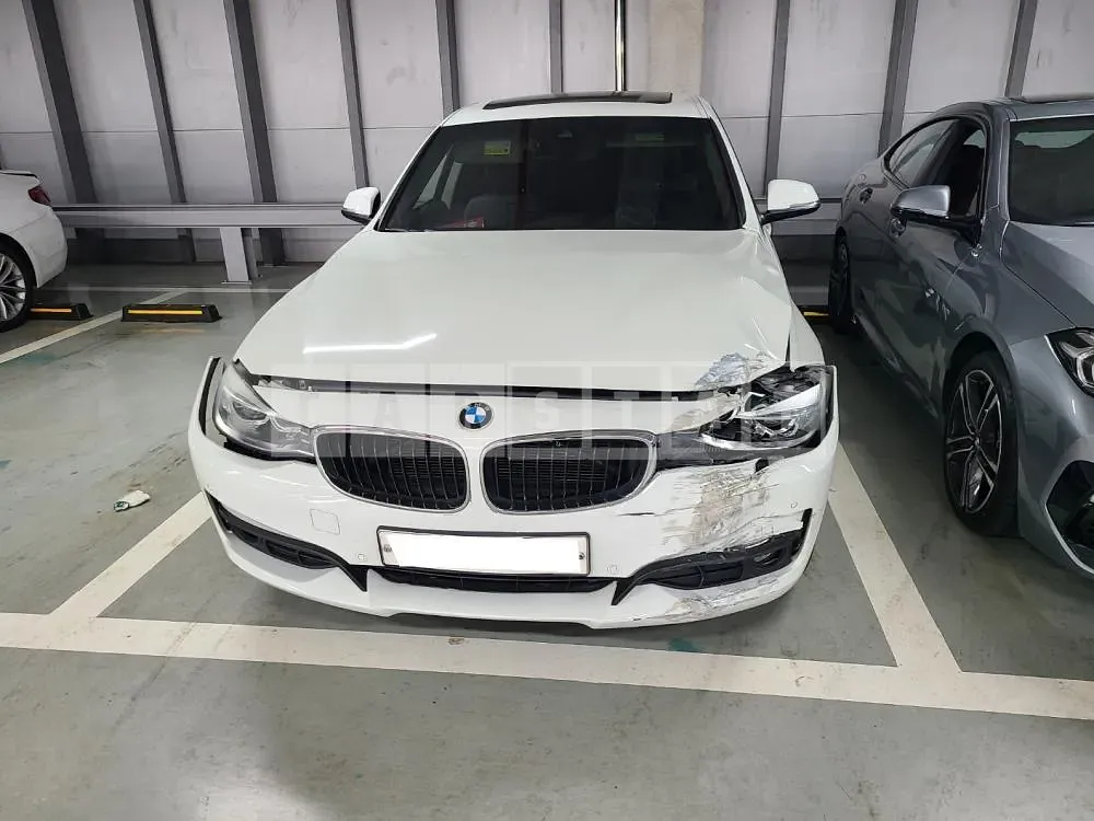 Photo 2 of 22: 2016 BMW 320d Gran Turismo, VIN WBA8Y7102GG715461 — Korean insurance auction